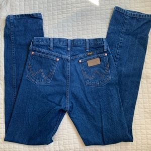 Wrangler high waisted blue jeans